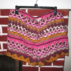 TRIBAL PRINT SHORTS FROM LOFT
